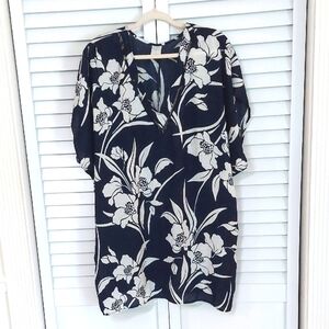 Kona Sol Shirt, Size XL, Tunic, Tropical Floral Print, Navy Blue & White,‎ Flowy